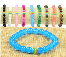 Charger l'image dans la galerie, Bracelet composé de pierres semi-précieuses avec ou sans breloque