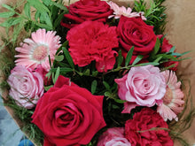 Charger l'image dans la galerie, Bouquet de fleurs naturelles : Dulce