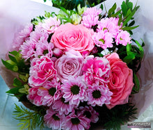 Charger l'image dans la galerie, Bouquet de fleurs naturelles : lolita