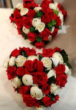 Charger l&#39;image dans la galerie, Montage mortuaire : coeur en fleurs de tissu