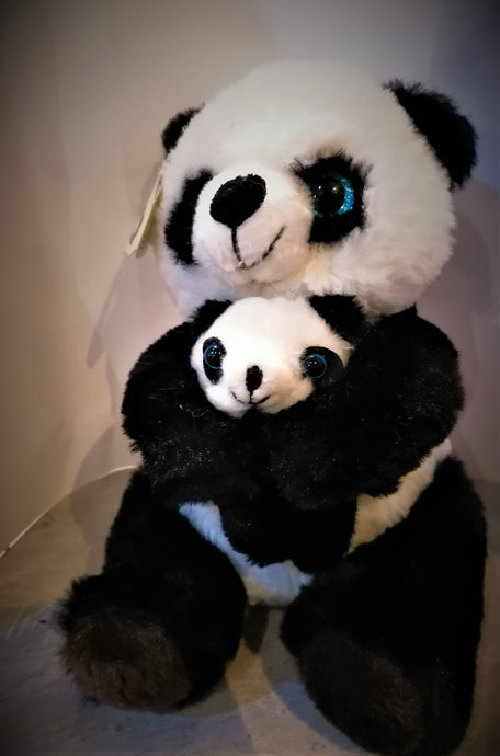 Peluche maman panda et son bébé