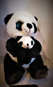 Peluche maman panda et son bébé