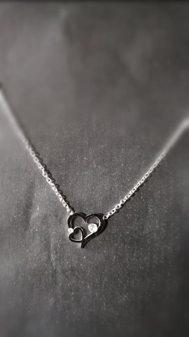 Collier avec pendentif double coeur et strass (acier inox)