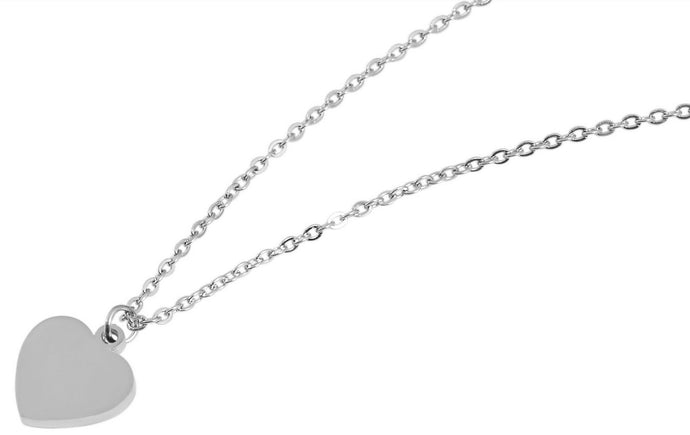 Collier chaîne avec pendentif coeur