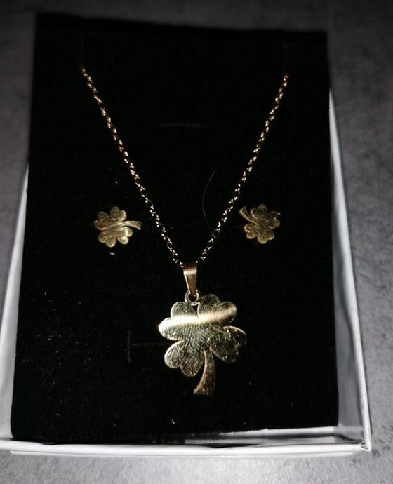 Parure collier et BO en acier Inoxydable  